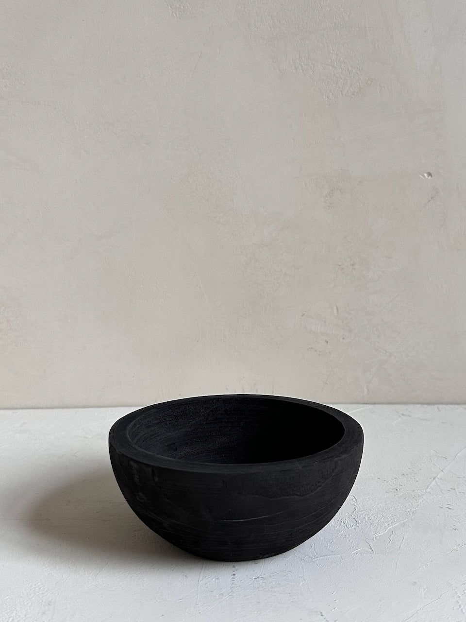The Corner - Black wooden bowl N°1 - Decoration