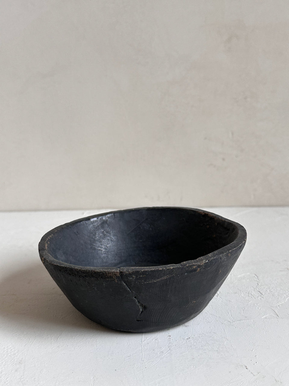 The Corner - Black wooden bowl N°15 - Decoration