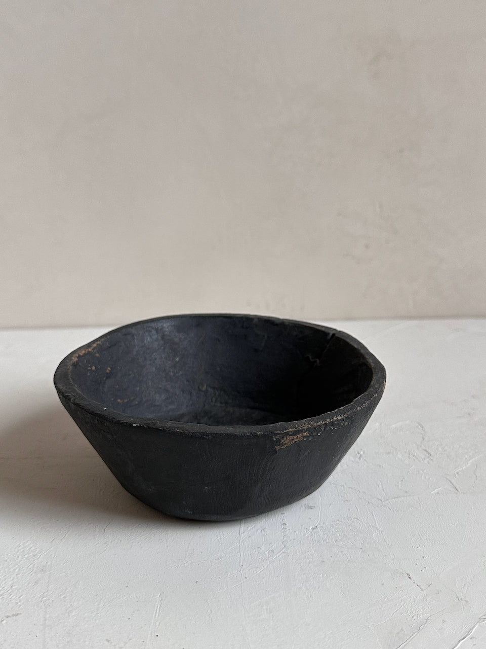 The Corner - Black wooden bowl N°15 - Decoration