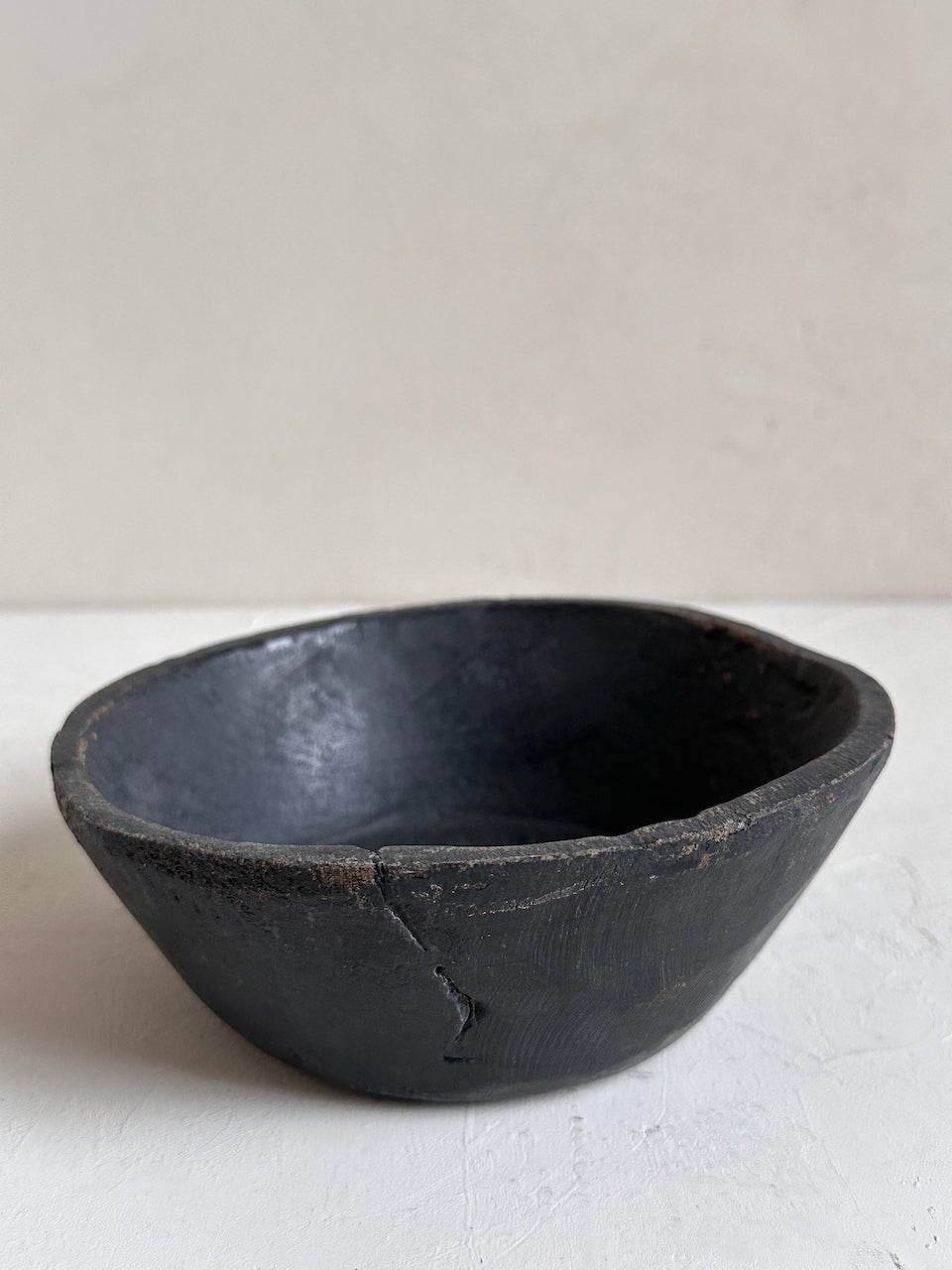 The Corner - Black wooden bowl N°15 - Decoration