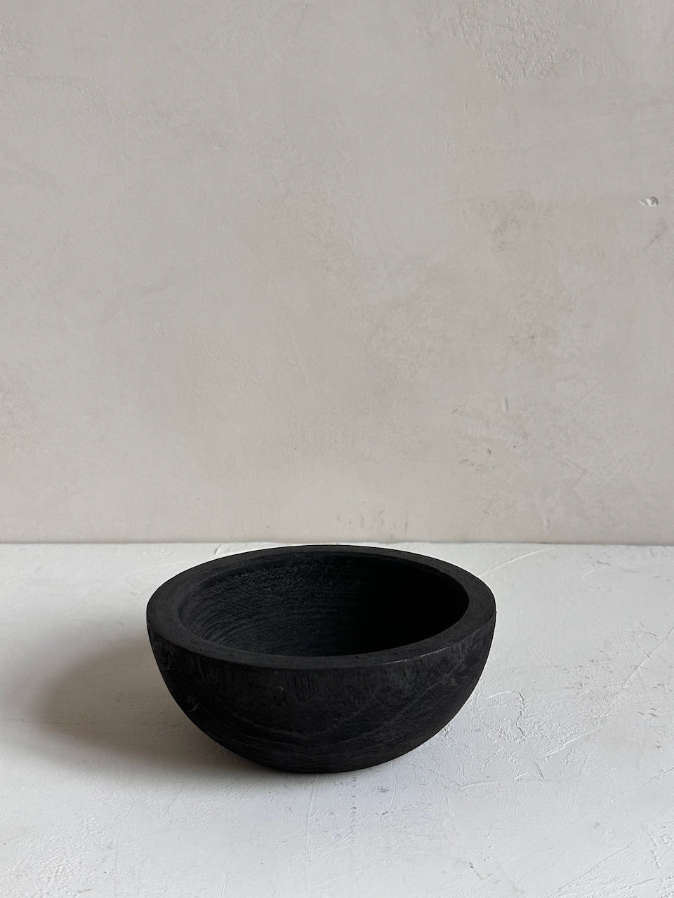 The Corner - Black wooden bowl N°2 - Decoration