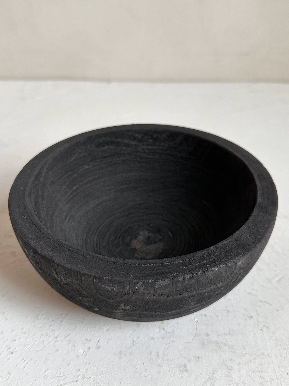 The Corner - Black wooden bowl N°3 - Decoration