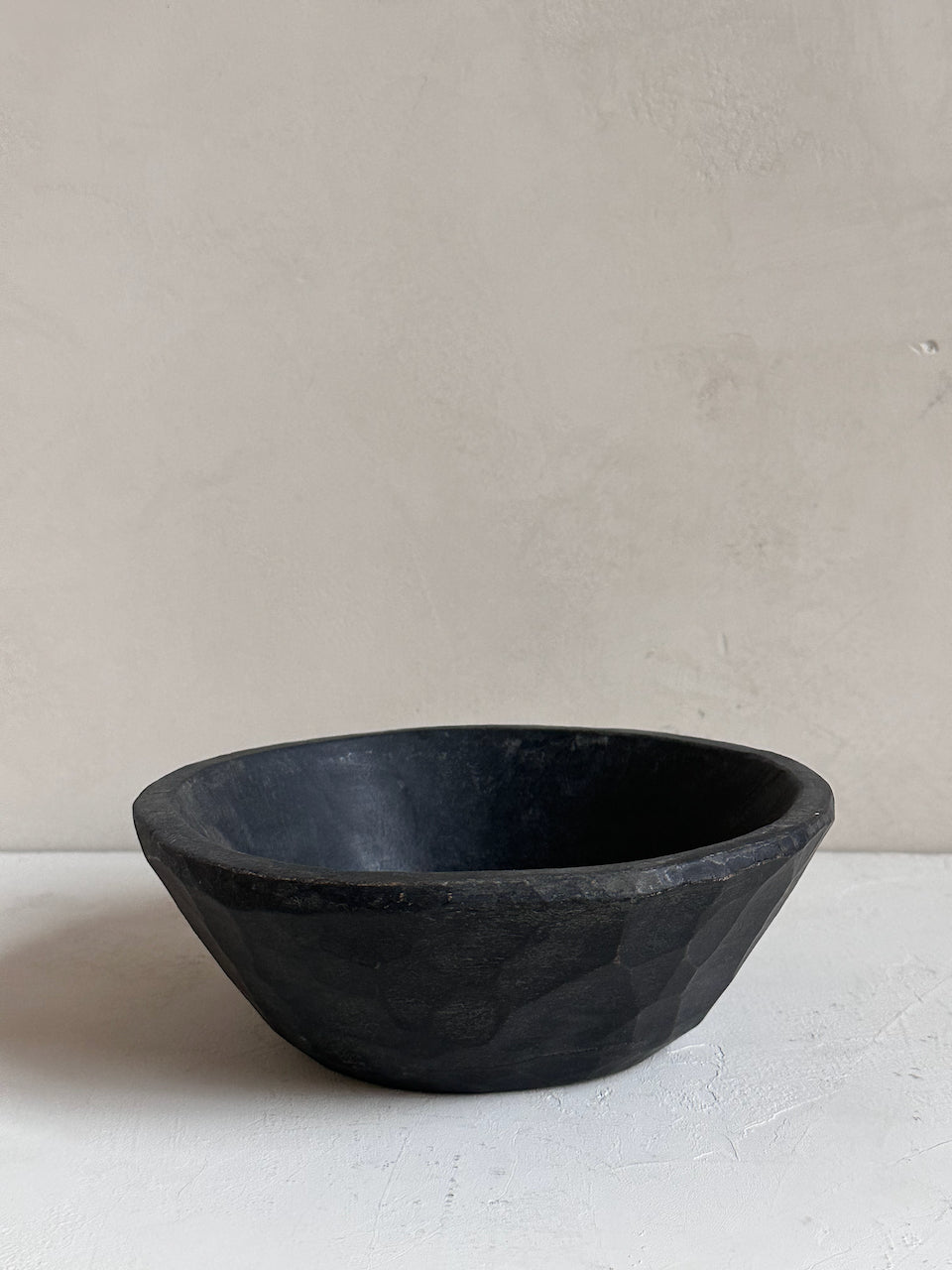 The Corner - Black wooden bowl N°9 - Decoration