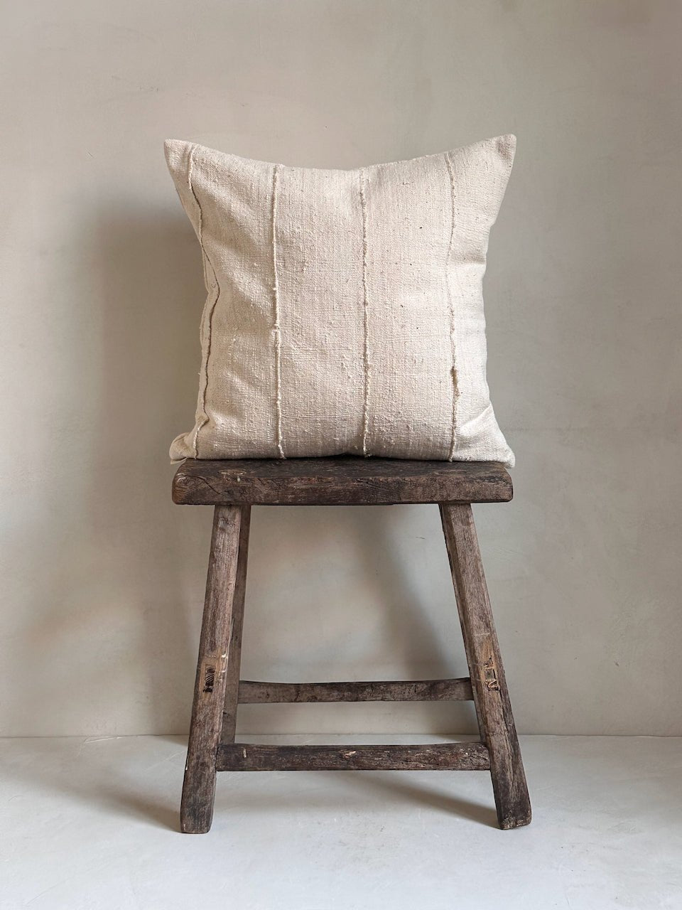 The Corner - Bone 50 x 50 cm - Cushions