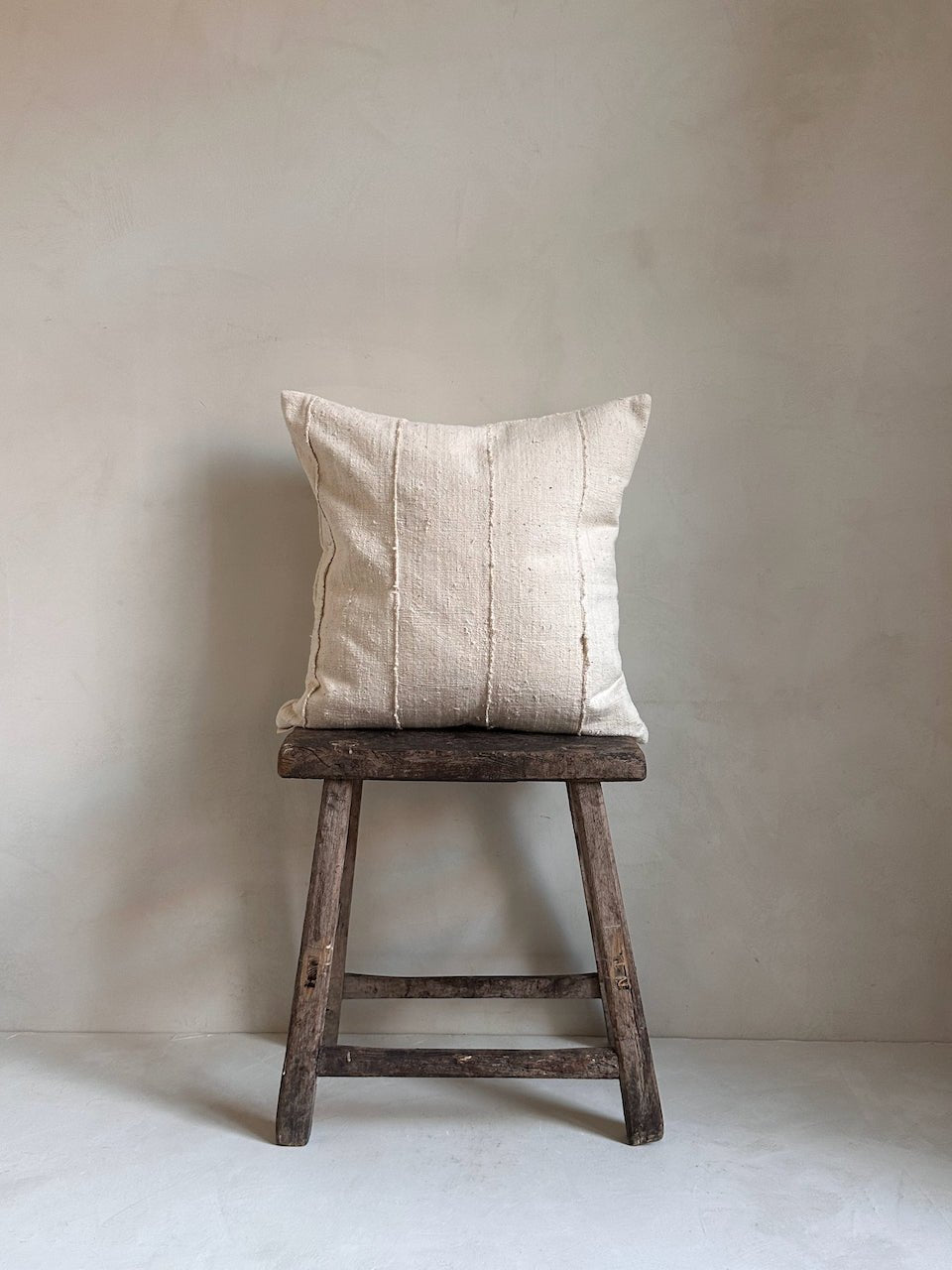 The Corner - Bone 50 x 50 cm - Cushions