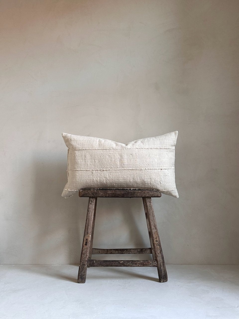 The Corner - Bone 70 x 40 cm - Cushions