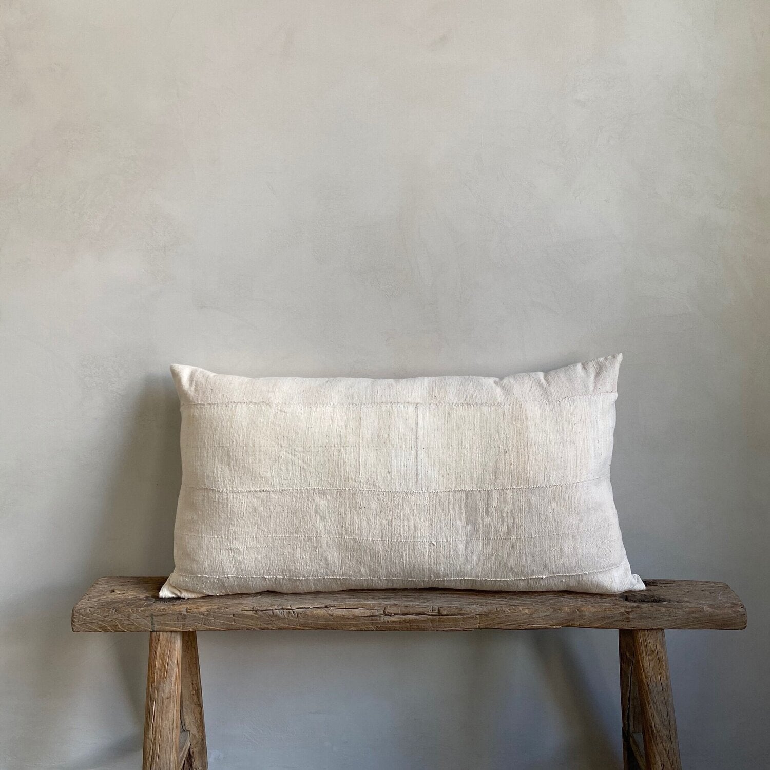 The Corner - Bone limited edition 90x50 cm - Cushions