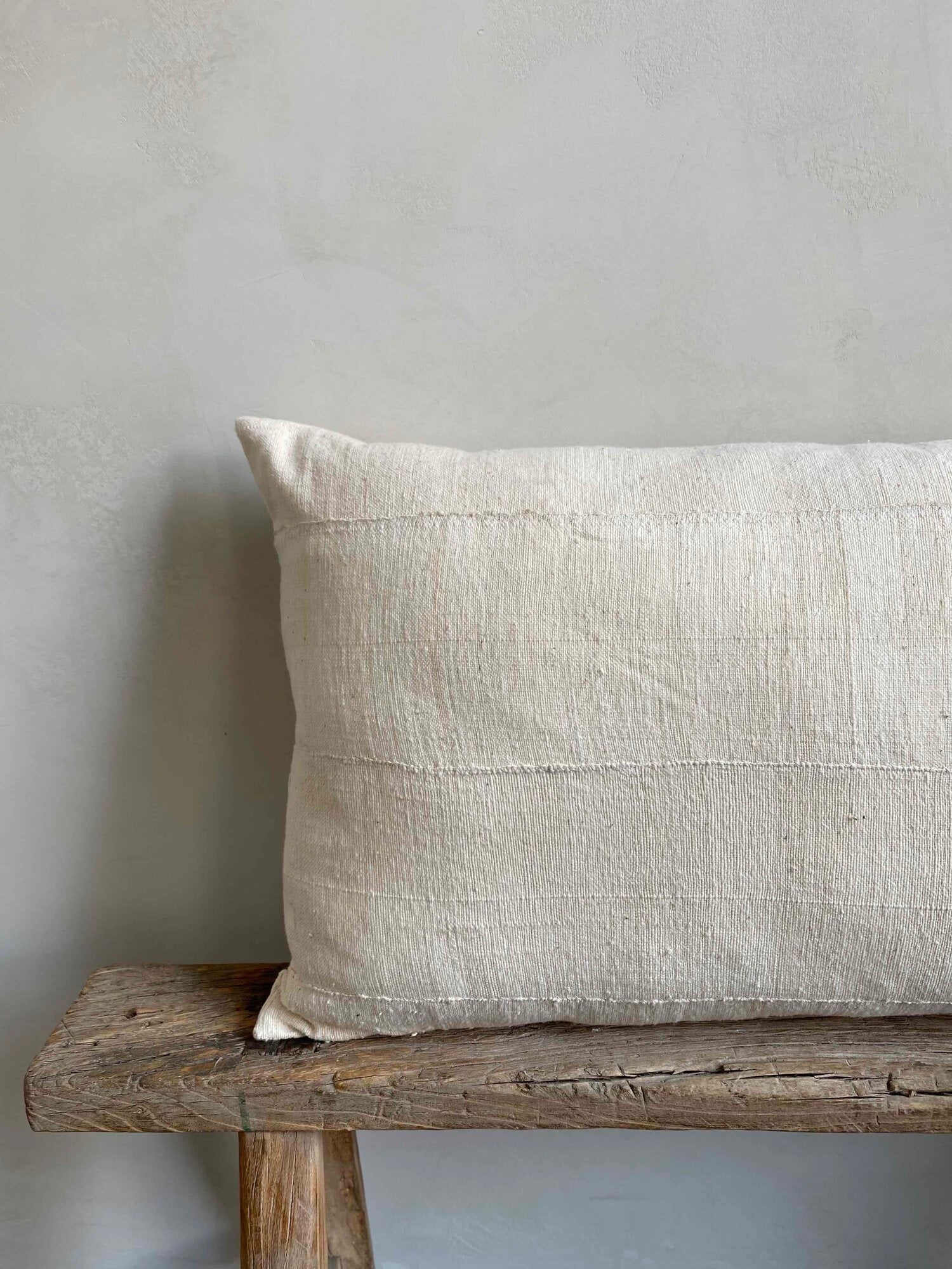The Corner - Bone limited edition 90x50 cm - Cushions