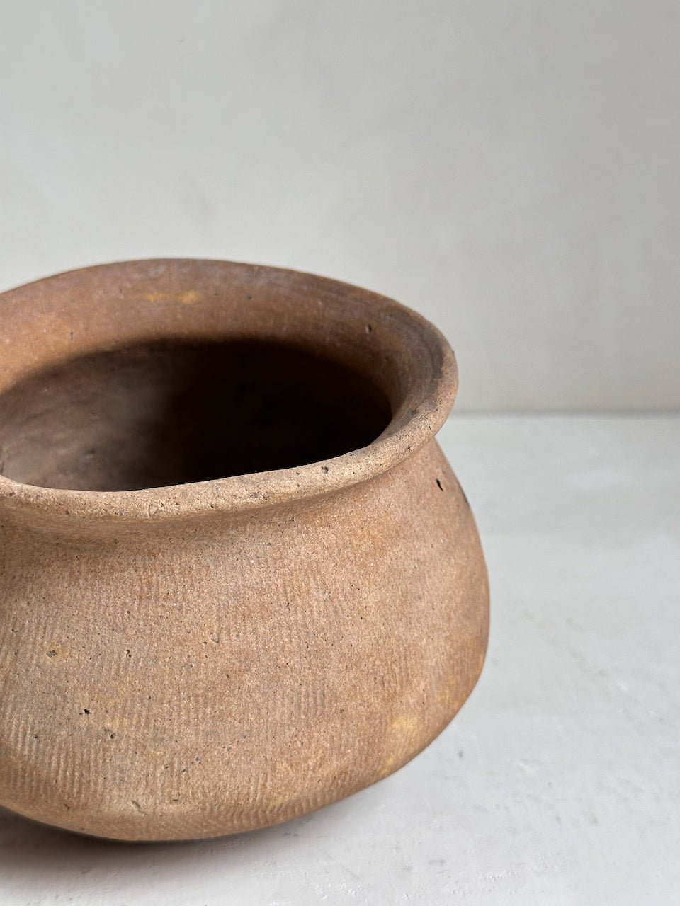 The Corner - Borneo pot N° 6 - Pots & Vases