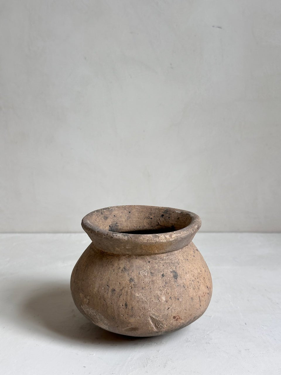 The Corner - Borneo pot N° 7 - Pots & Vases