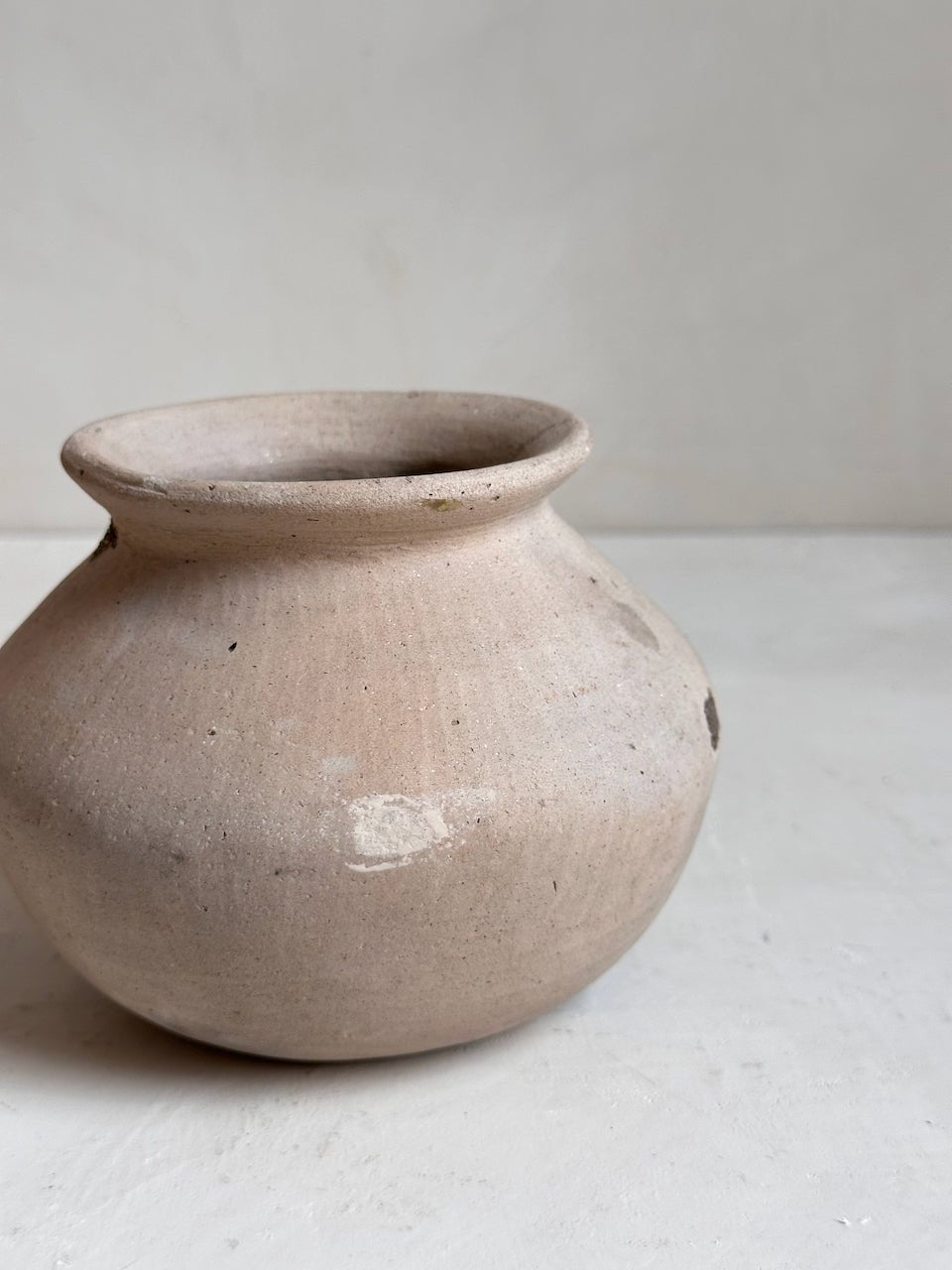 The Corner - Borneo pot N° 8 - Pots & Vases