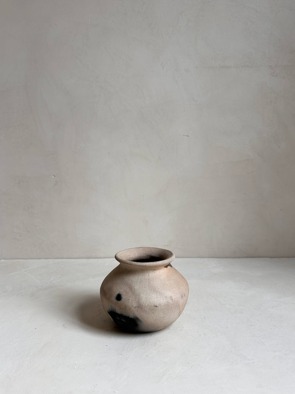 The Corner - Borneo pot N° 8 - Pots & Vases