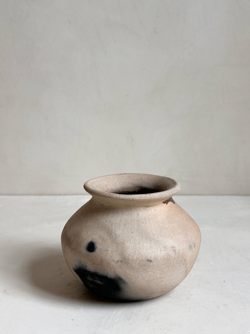 The Corner - Borneo pot N° 8 - Pots & Vases