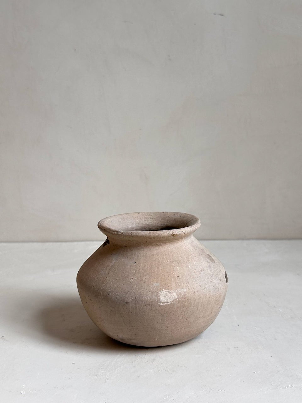 The Corner - Borneo pot N° 8 - Pots & Vases