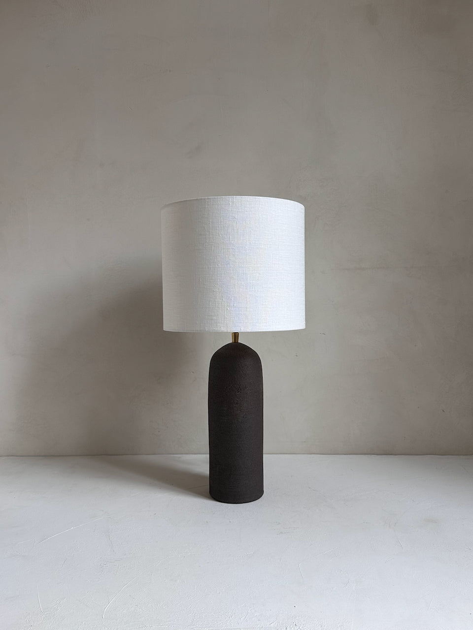 The Corner - Brown clay lamp N° 1 - Lighting