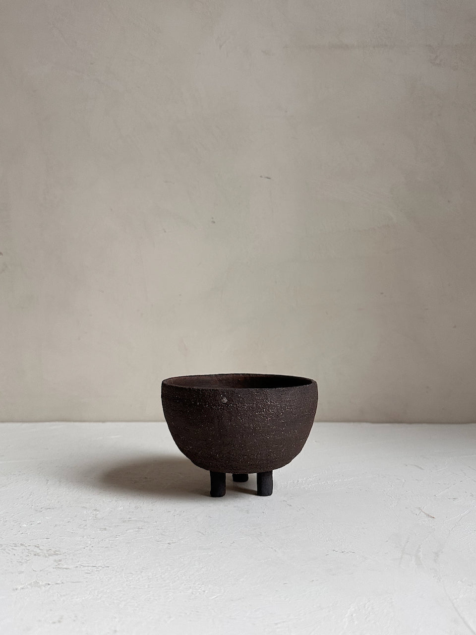 The Corner - Ceramic bowl with feet N°6 - Ceramics