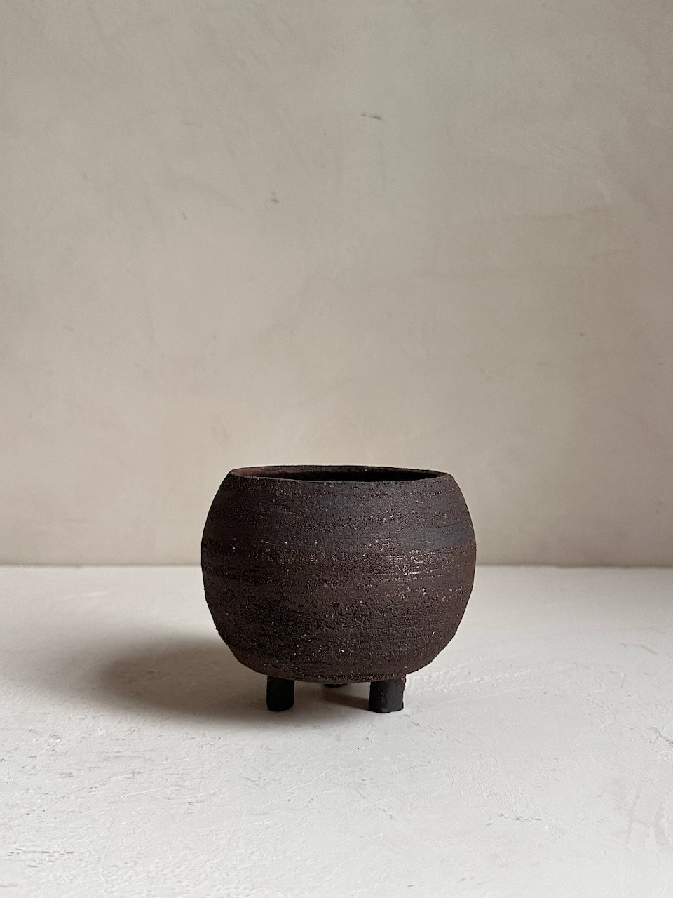 The Corner - Ceramic bowl with feet N°7 - Ceramics