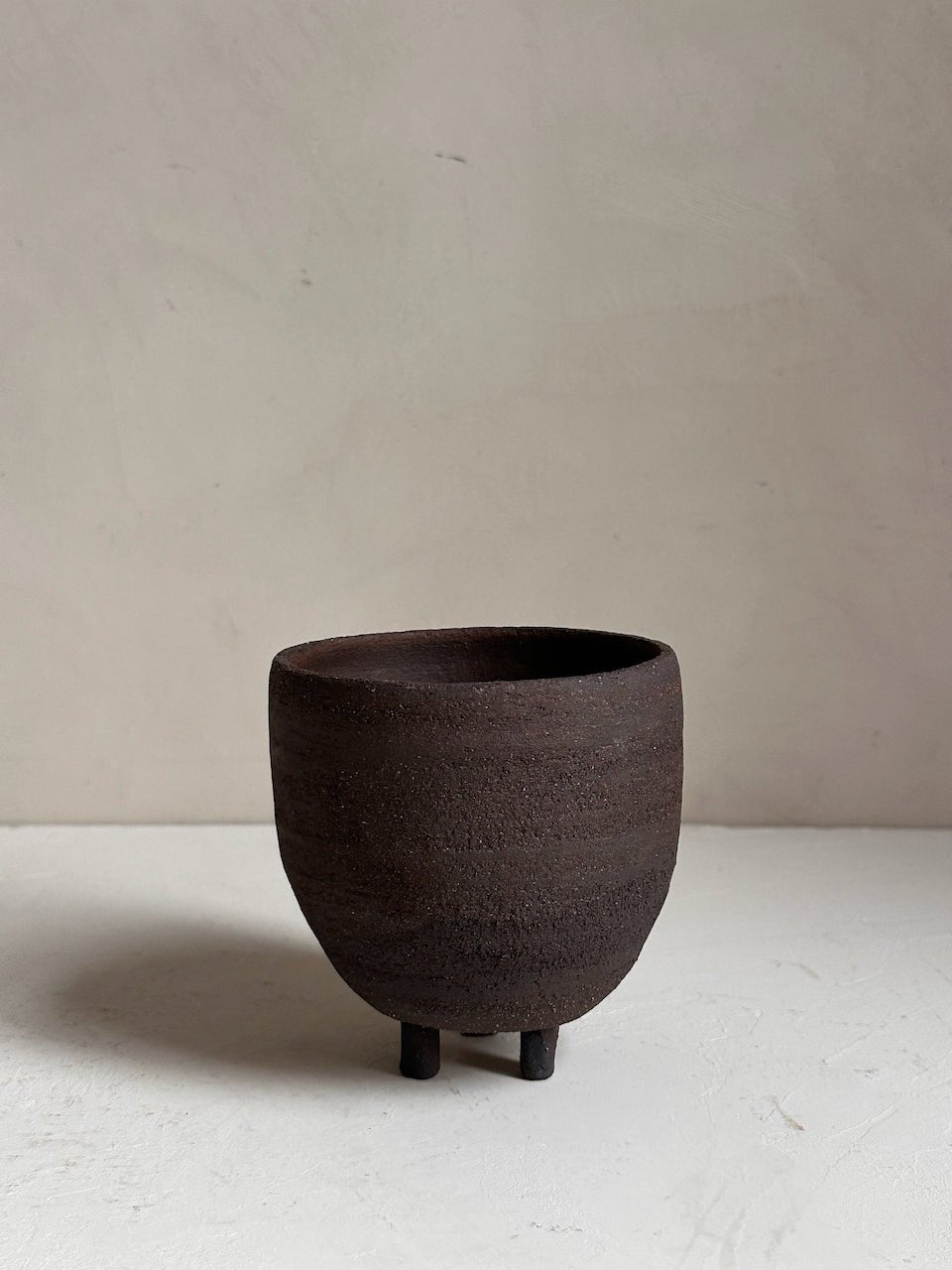 The Corner - Ceramic bowl with feet N°8 - Ceramics