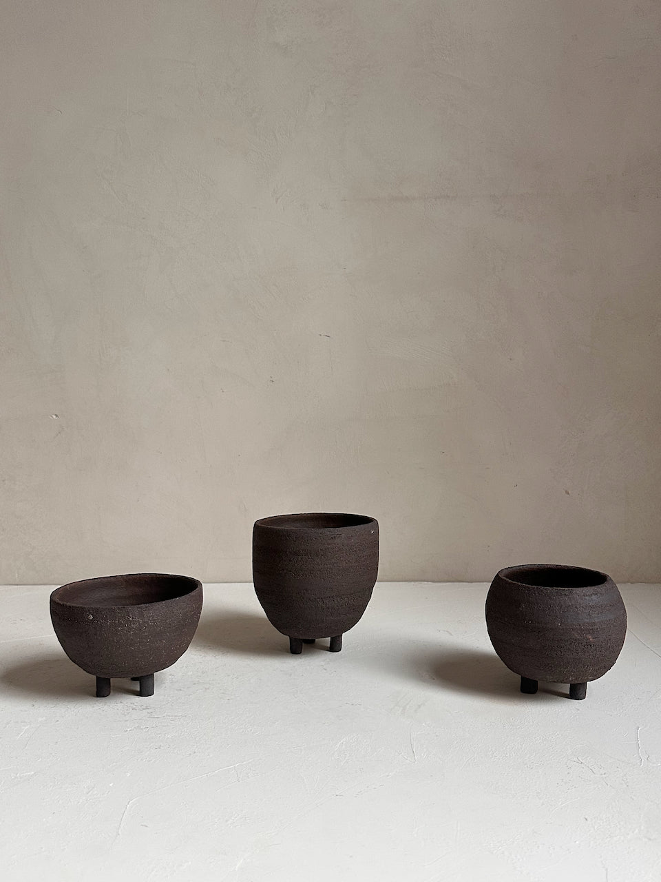 The Corner - Ceramic bowl with feet N°8 - Ceramics