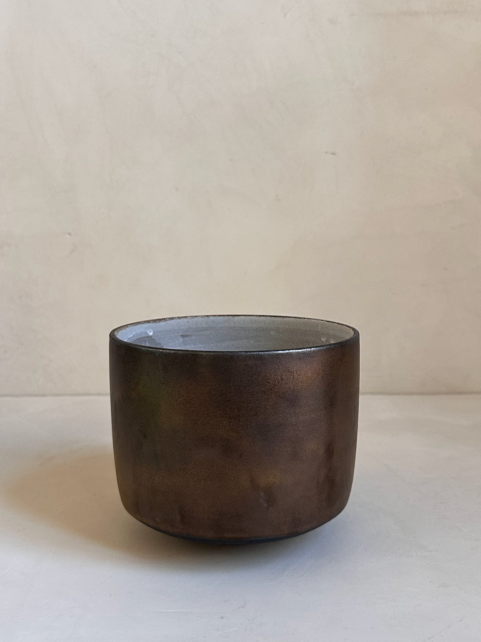 The Corner - Ceramic pot N° 23 - Ceramics