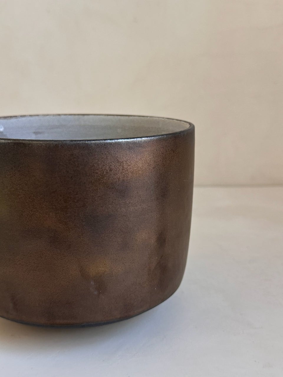 The Corner - Ceramic pot N° 23 - Ceramics