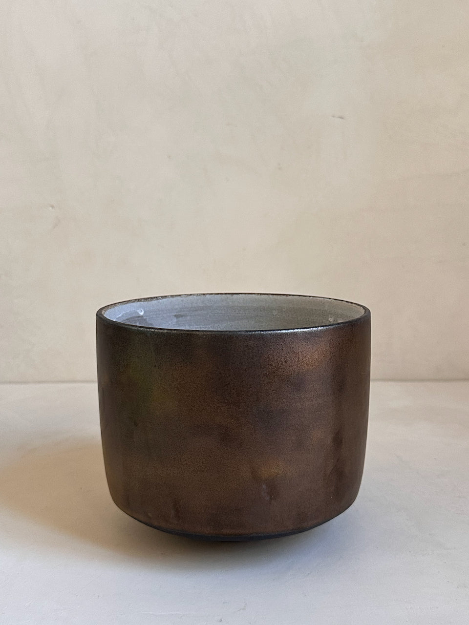 The Corner - Ceramic pot N° 23 - Ceramics