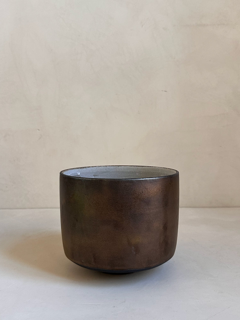 The Corner - Ceramic pot N° 23 - Ceramics
