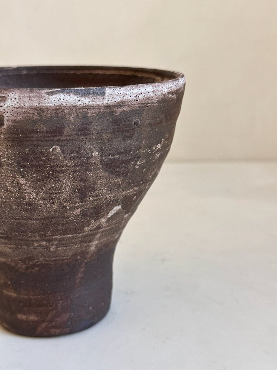 The Corner - Ceramic pot N°24 - Ceramics