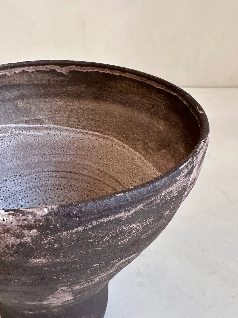 The Corner - Ceramic pot N°24 - Ceramics