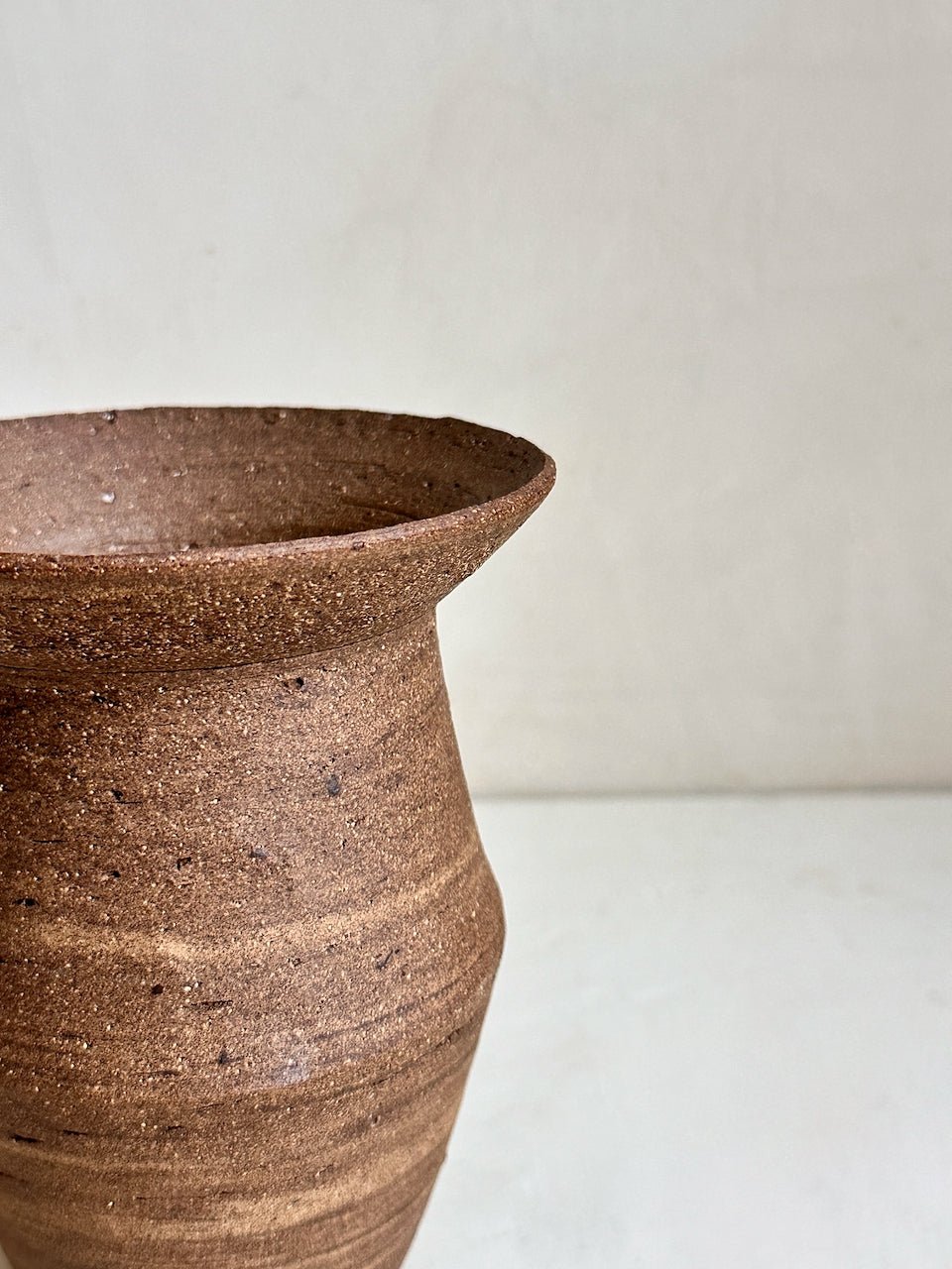 The Corner - Ceramic vase N° 100 - Ceramics