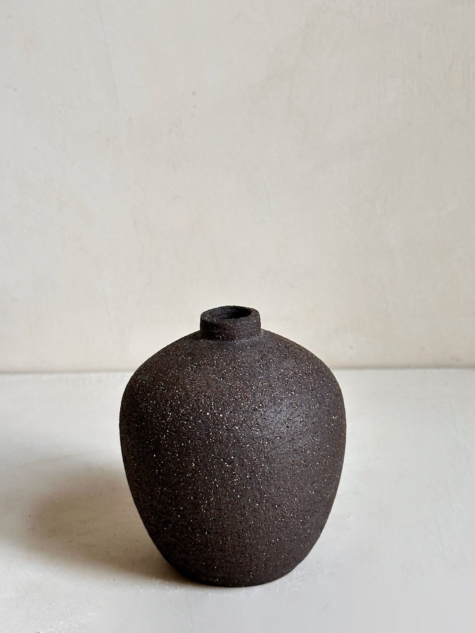 The Corner - Ceramic vase N° 102 - Ceramics