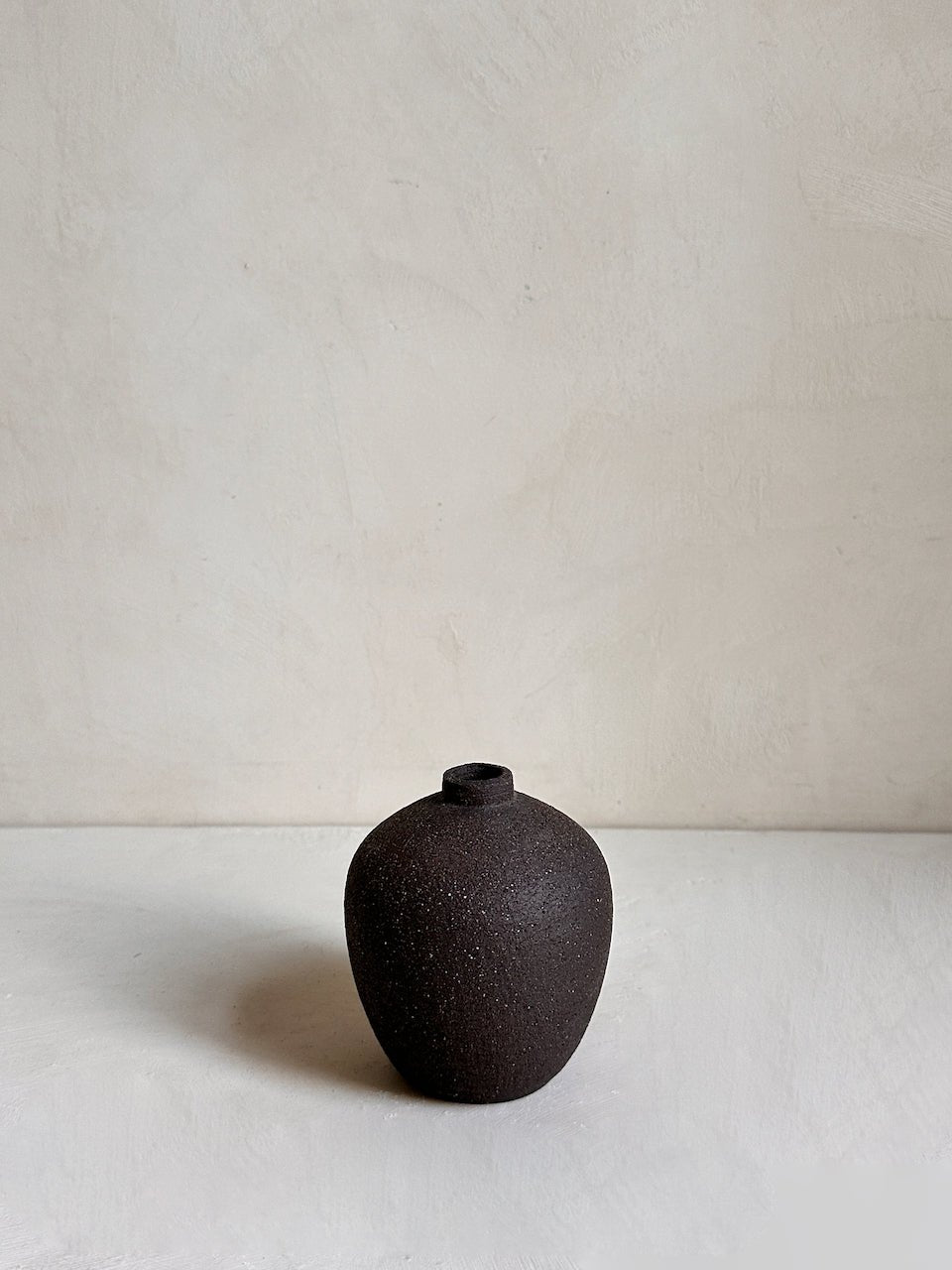 The Corner - Ceramic vase N° 102 - Ceramics