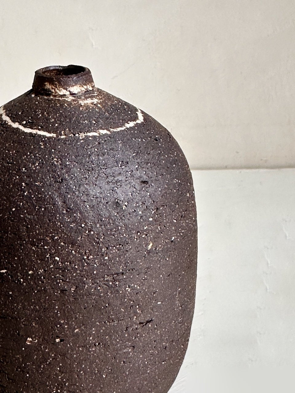 The Corner - Ceramic vase N° 103 - Ceramics