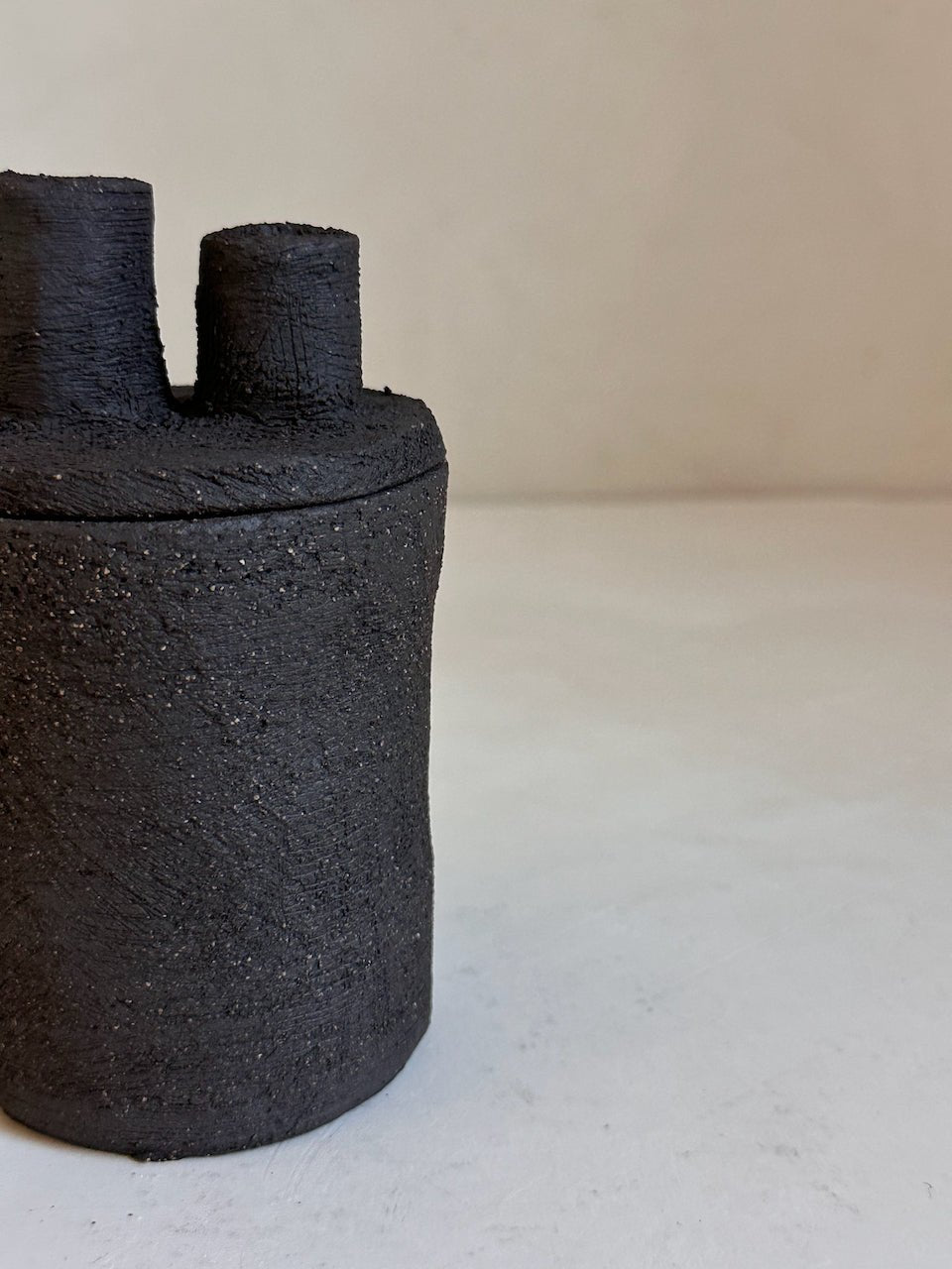 The Corner - Ceramic vase N° 56 - Ceramics