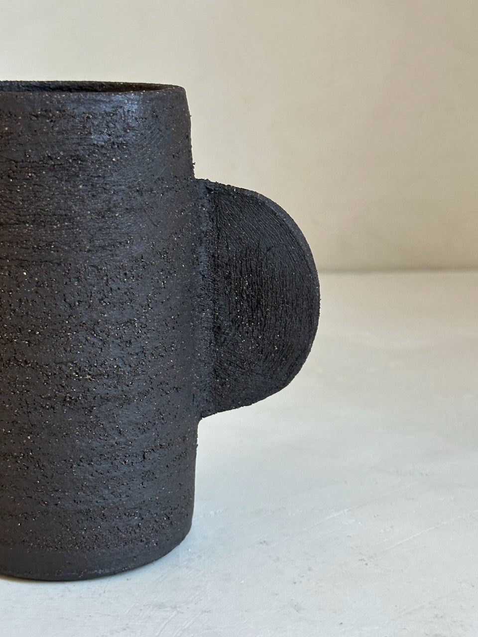 The Corner - Ceramic vase N° 58 - Ceramics
