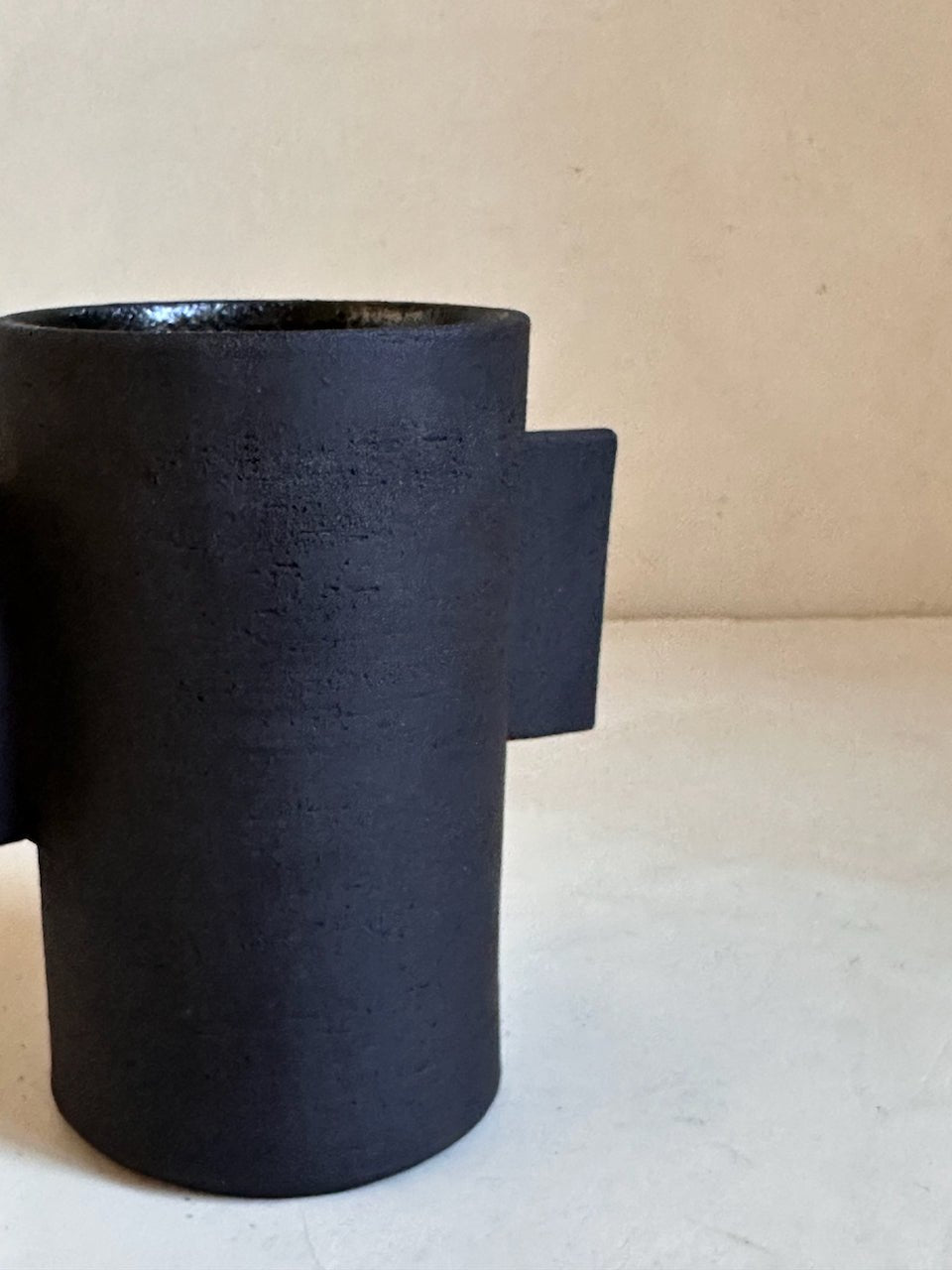 The Corner - Ceramic vase N° 60 - Ceramics