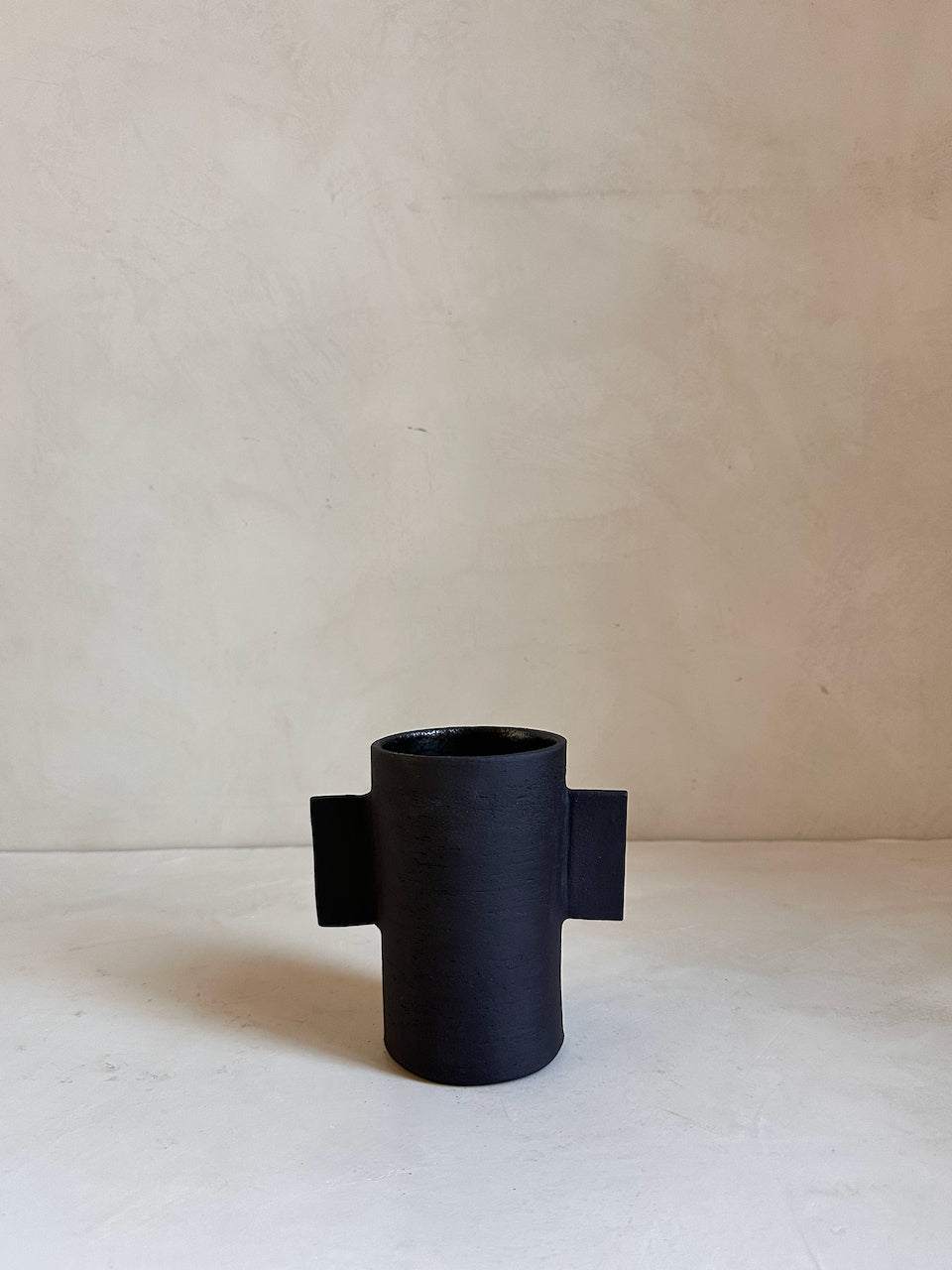 The Corner - Ceramic vase N° 60 - Ceramics
