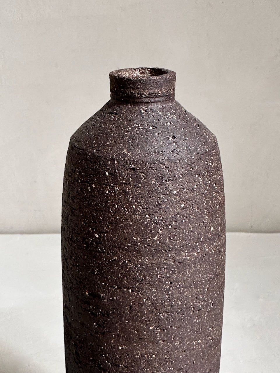 The Corner - Ceramic vase N° 83 - Ceramics