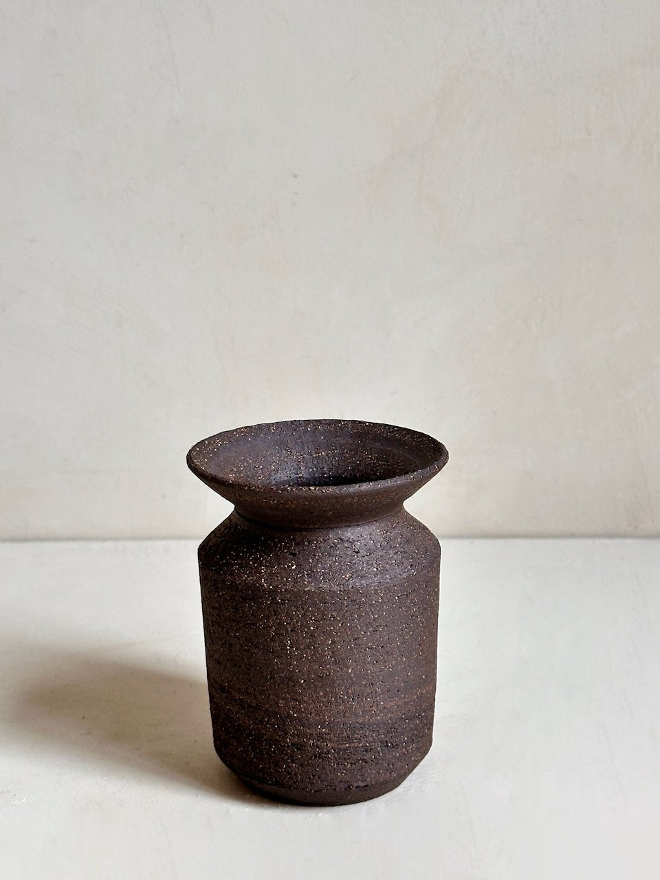 The Corner - Ceramic vase N° 99 - Ceramics