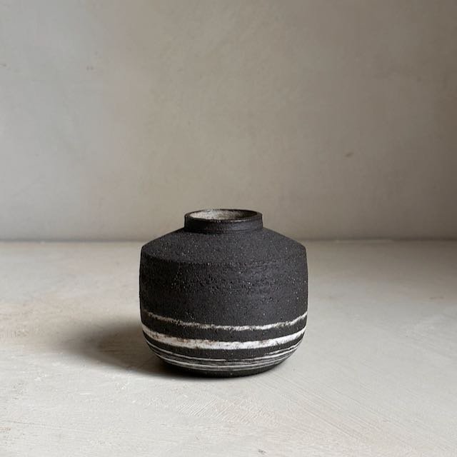 The Corner - Ceramic vase N° 15 - Ceramics