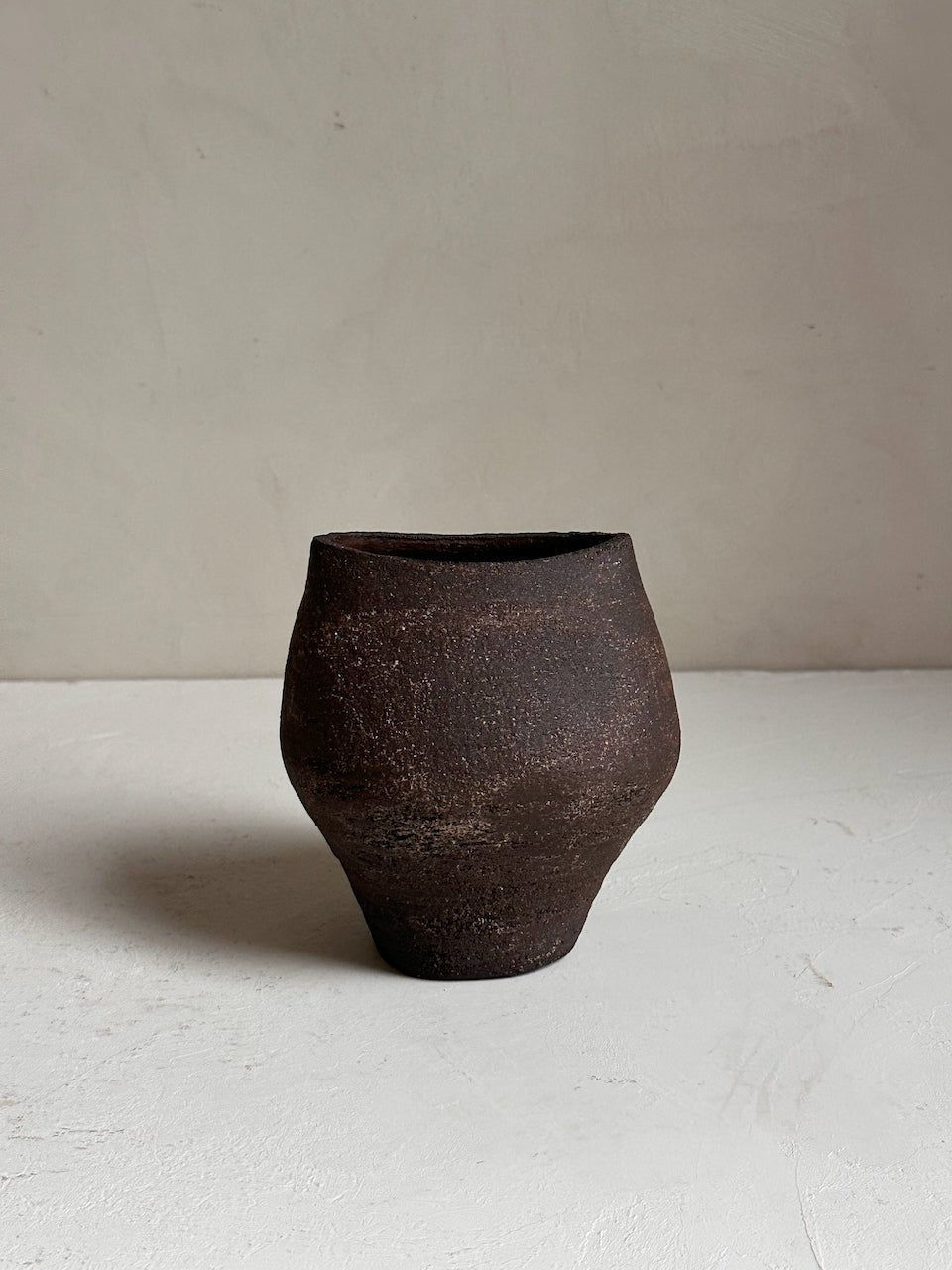 The Corner - Ceramic vase N° 42 - Ceramics