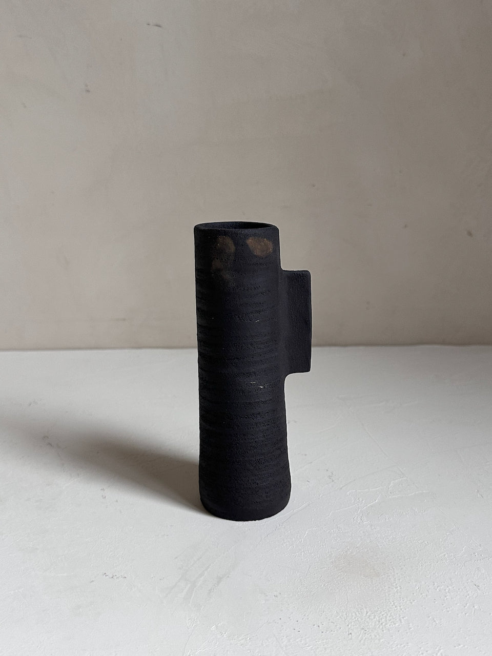 The Corner - Ceramic vase N° 45 - Ceramics