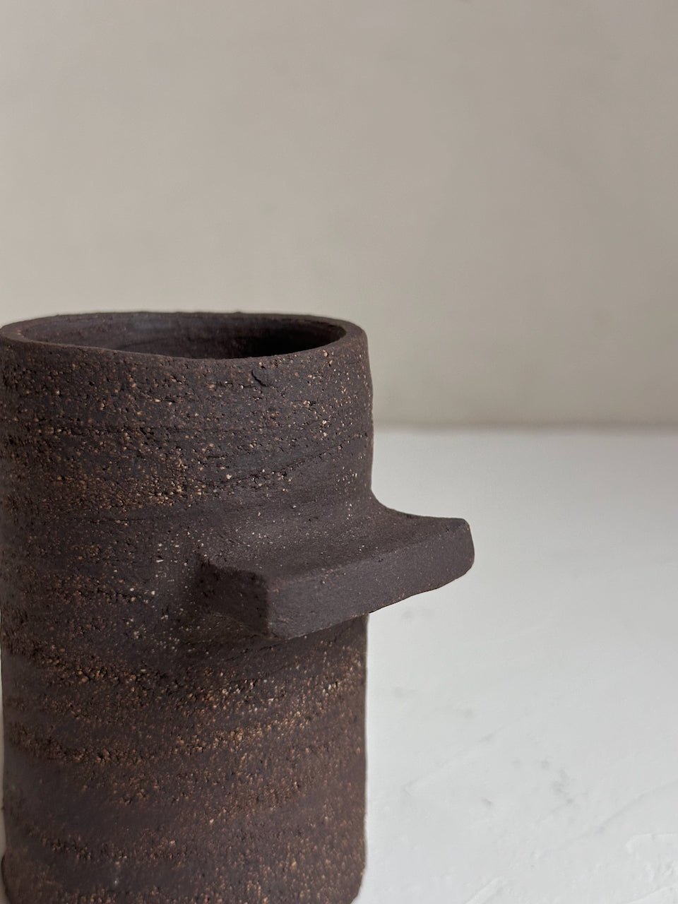 The Corner - Ceramic vase N° 50 - Ceramics