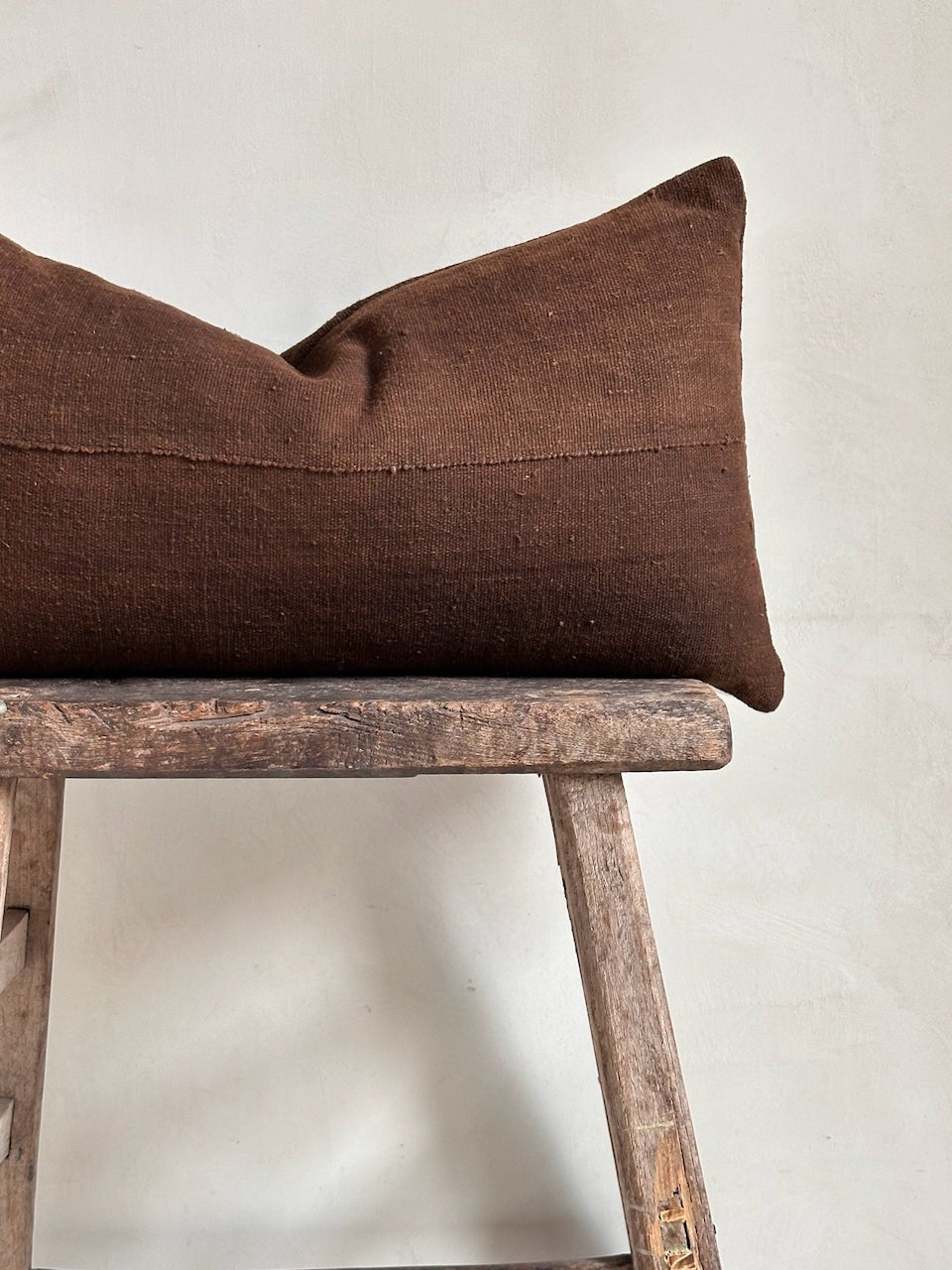 The Corner - Chocolate 55 X 30 cm - Cushions