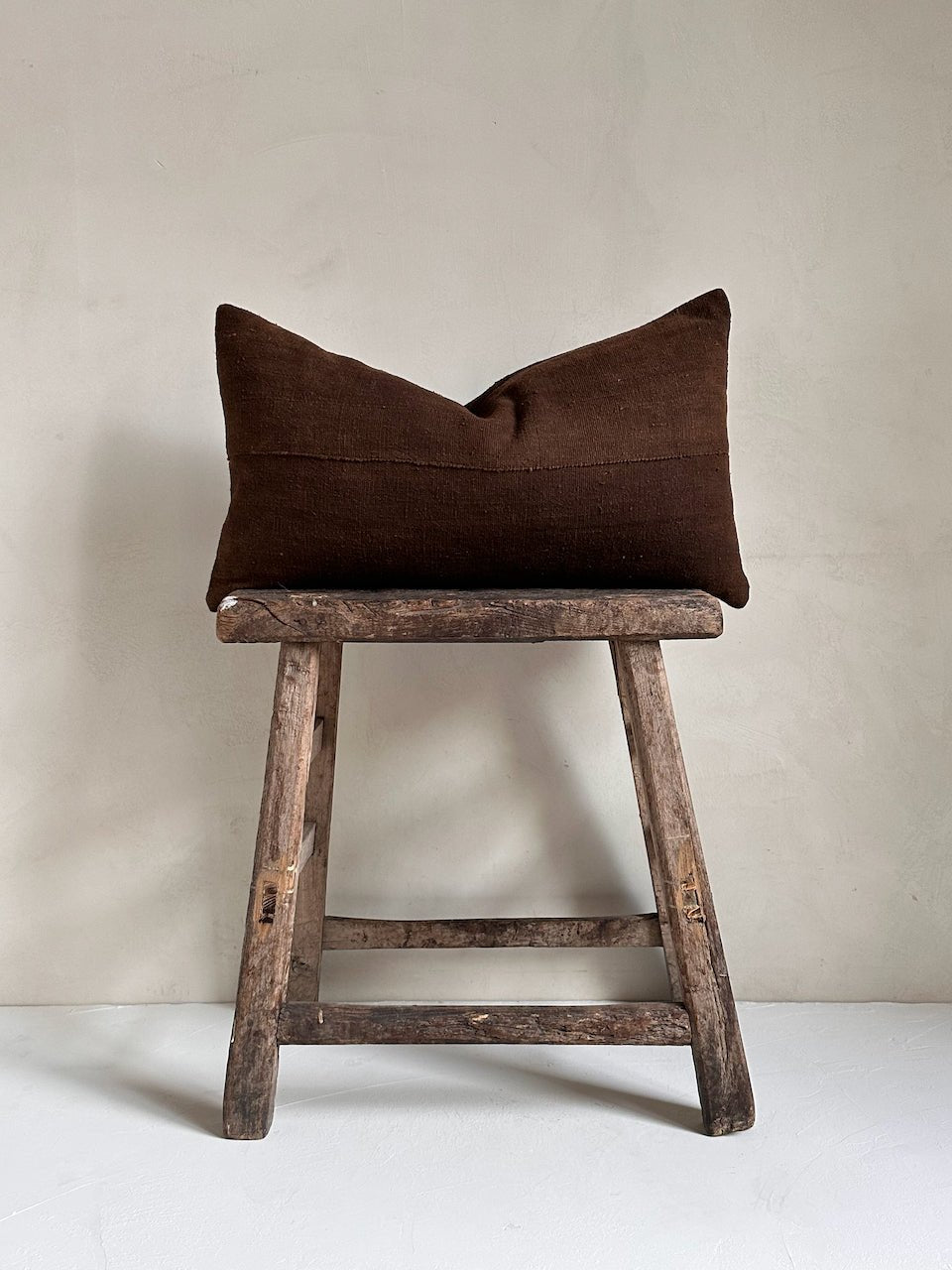 The Corner - Chocolate 55 X 30 cm - Cushions