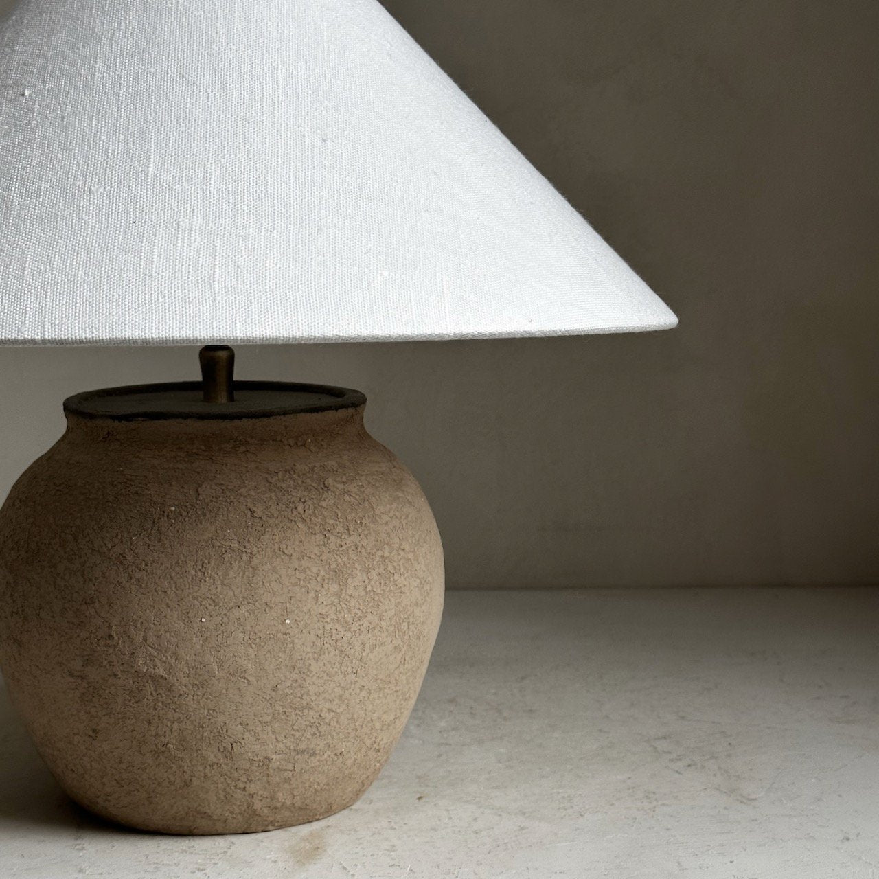 The Corner - Clay lamp N° 2 - Lighting