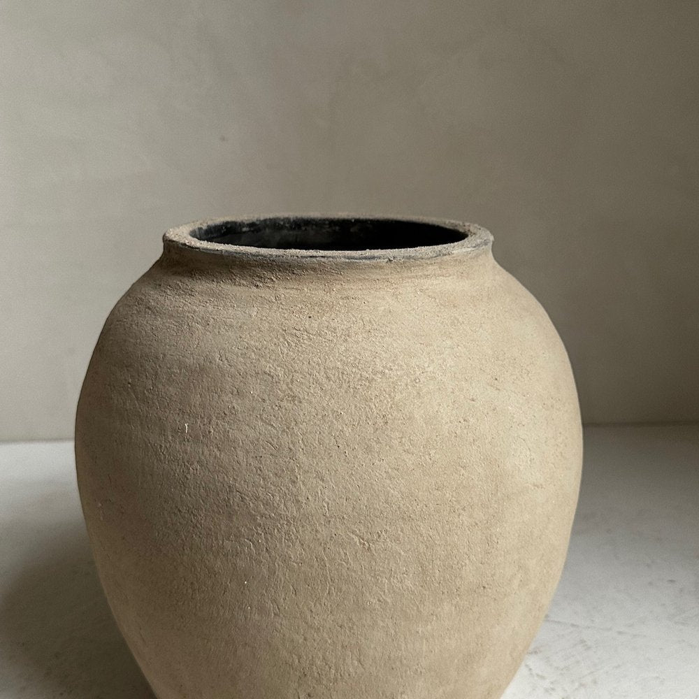 The Corner - Clay pot N° 1 - Pots & Vases