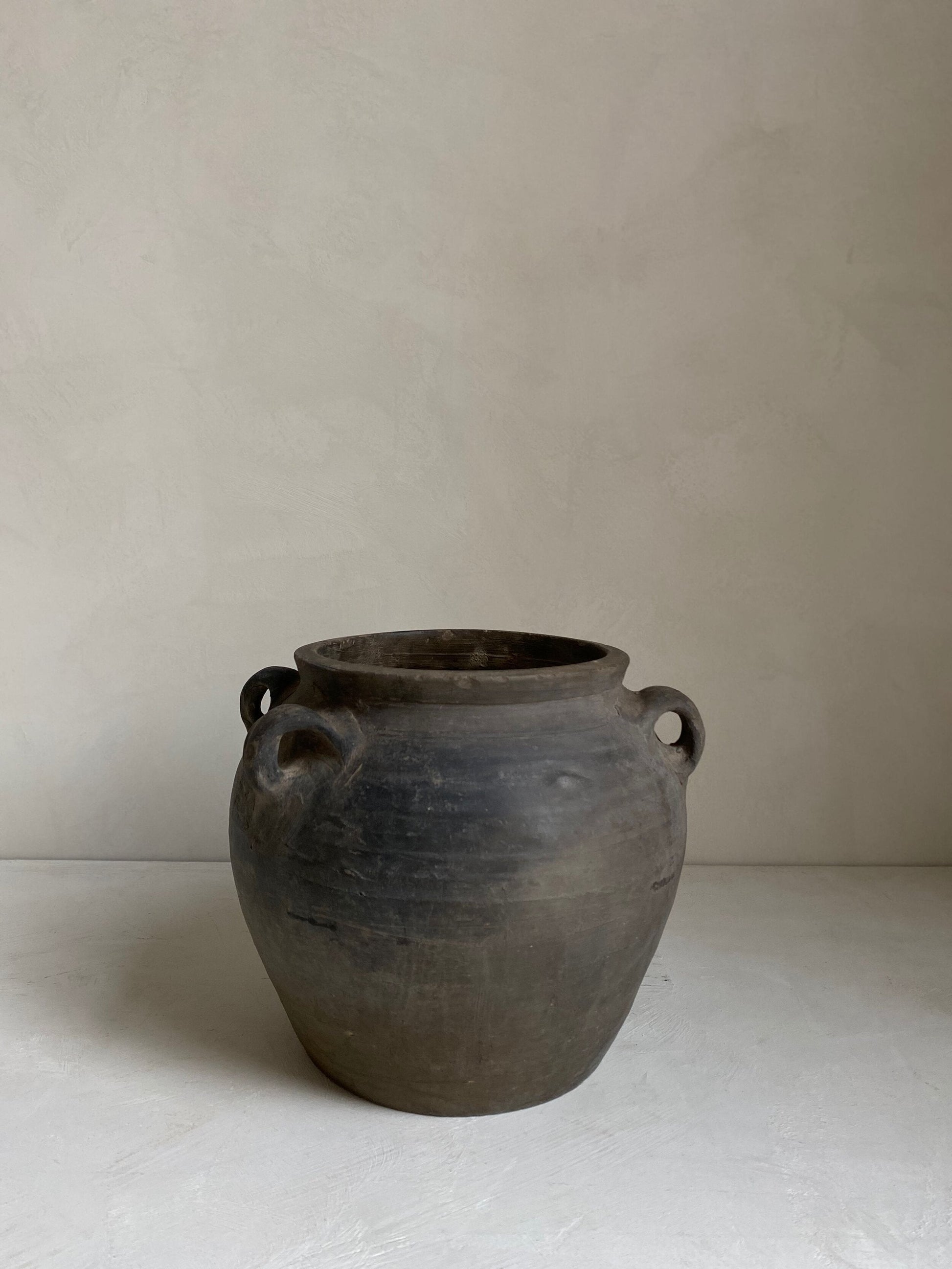 The Corner - Clay pot N°1 - 