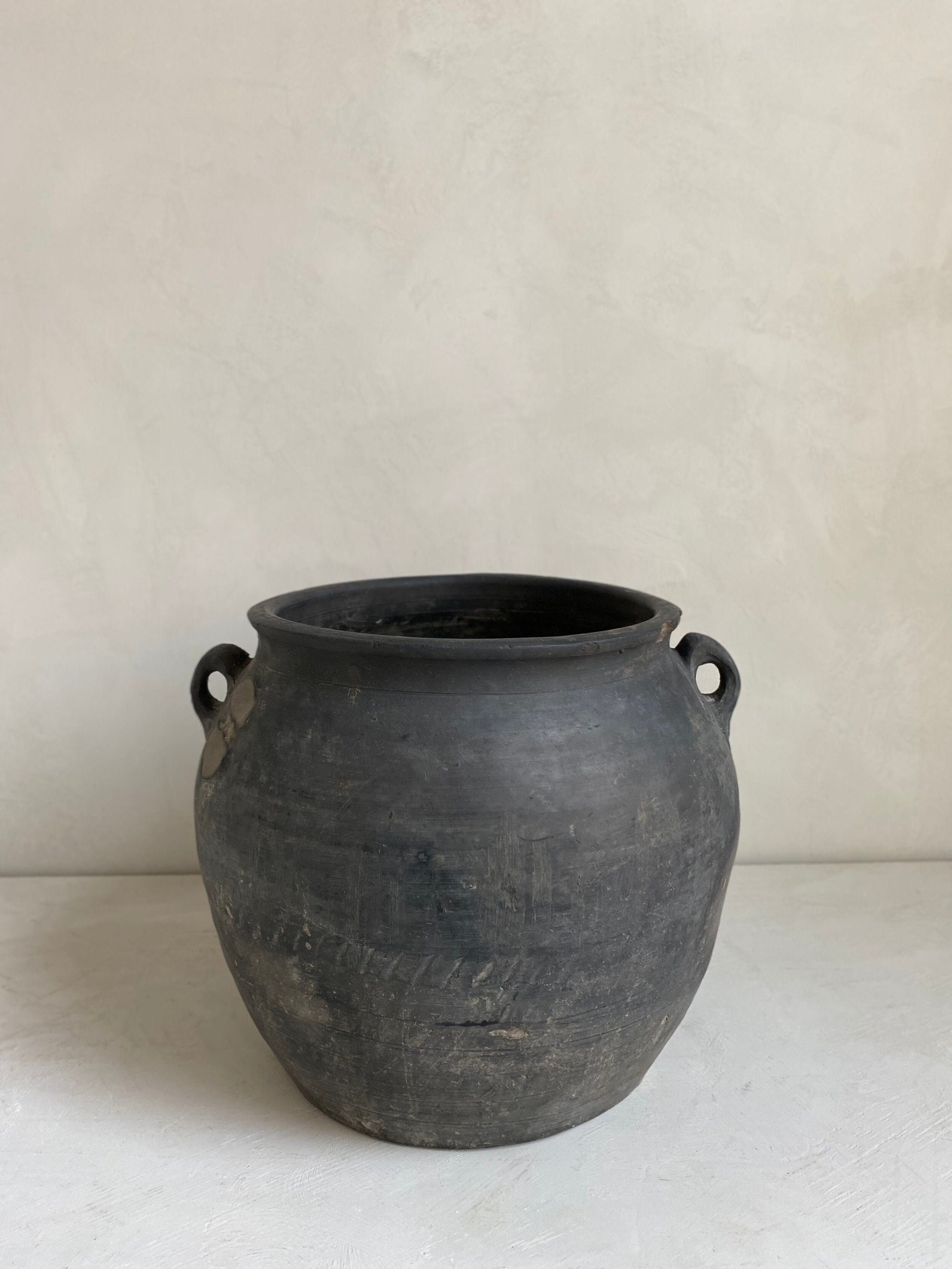 The Corner - Clay pot N°2 - 