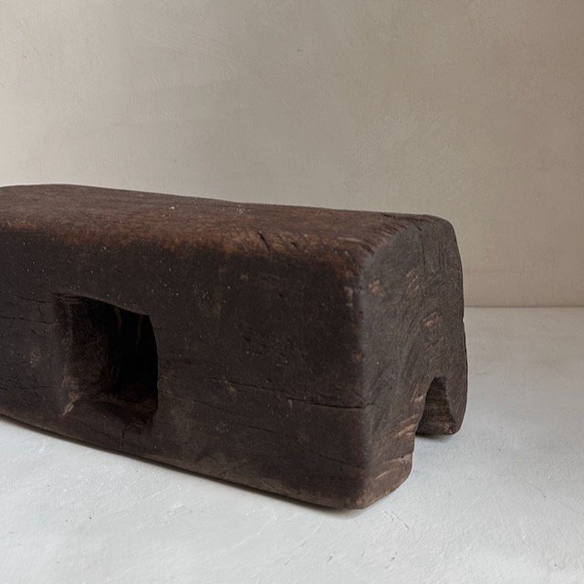 The Corner - Congo stool N° 2 - African Benches & Stools